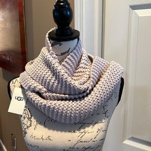 UGG infinity scarf